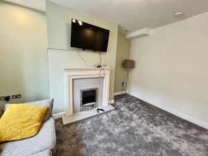 Lounge- click for photo gallery